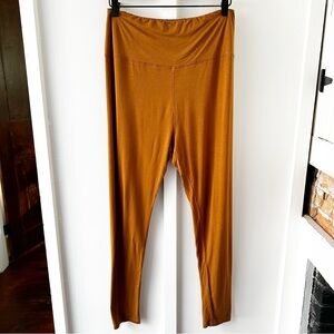 KYTE living brown legging